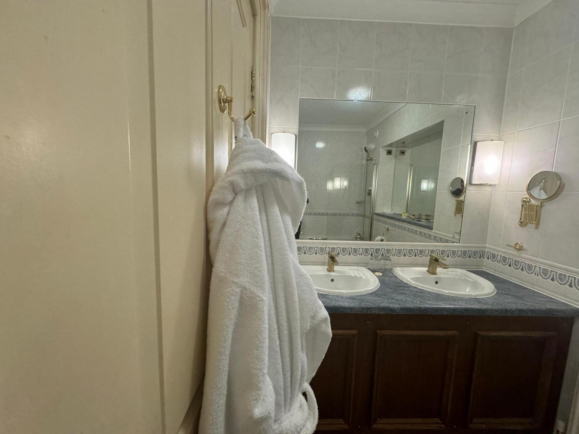 Tre-Ysgawen Hall & Spa スランゲヴニ エクステリア 写真