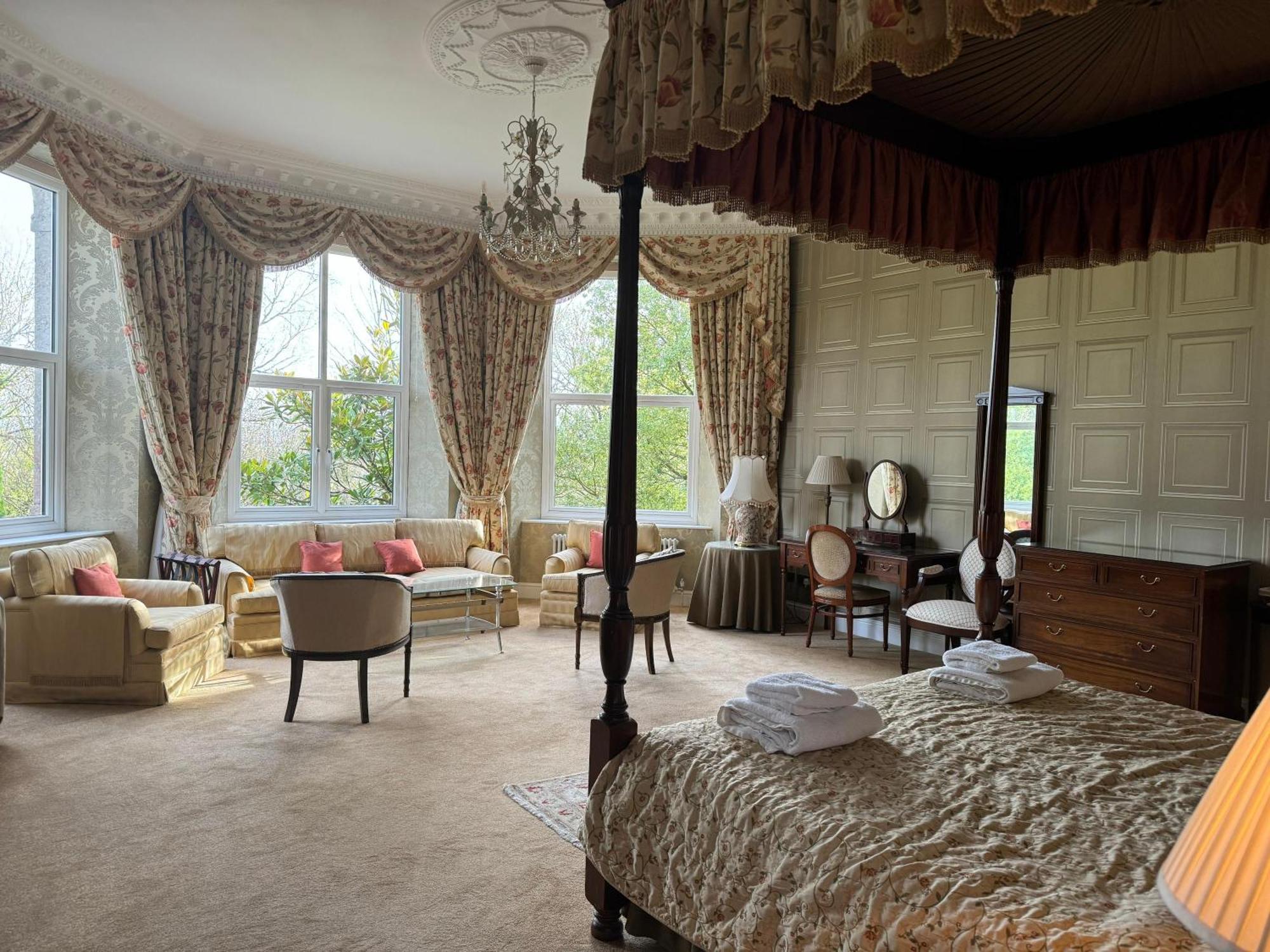 Tre-Ysgawen Hall & Spa スランゲヴニ エクステリア 写真
